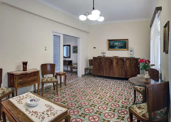 Emmanouil's House Appartamento